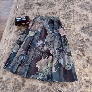 Geiger 100% wool lined floral skirt size 36